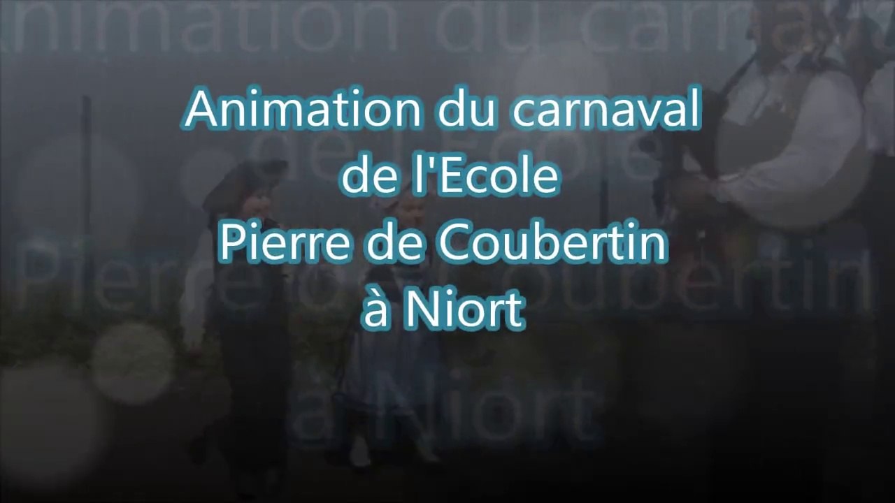 Animation du carnaval de l'Ecole Pierre De Coubertin à Niort par la Kevrenn Bro Glaz le 12 avril 2014