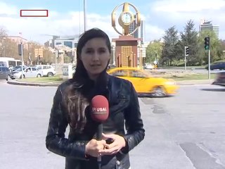 Meclis önünde yolsuzluk anıtı