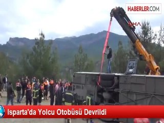 Isparta'da Yolcu Otobüsü Devrildi