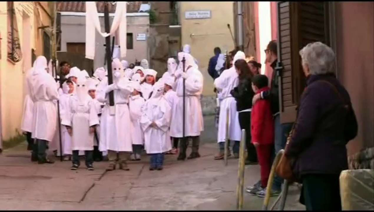 I Riti del Venerdì Santo a Iglesias: Processione al Monte e la Processione del Descenso