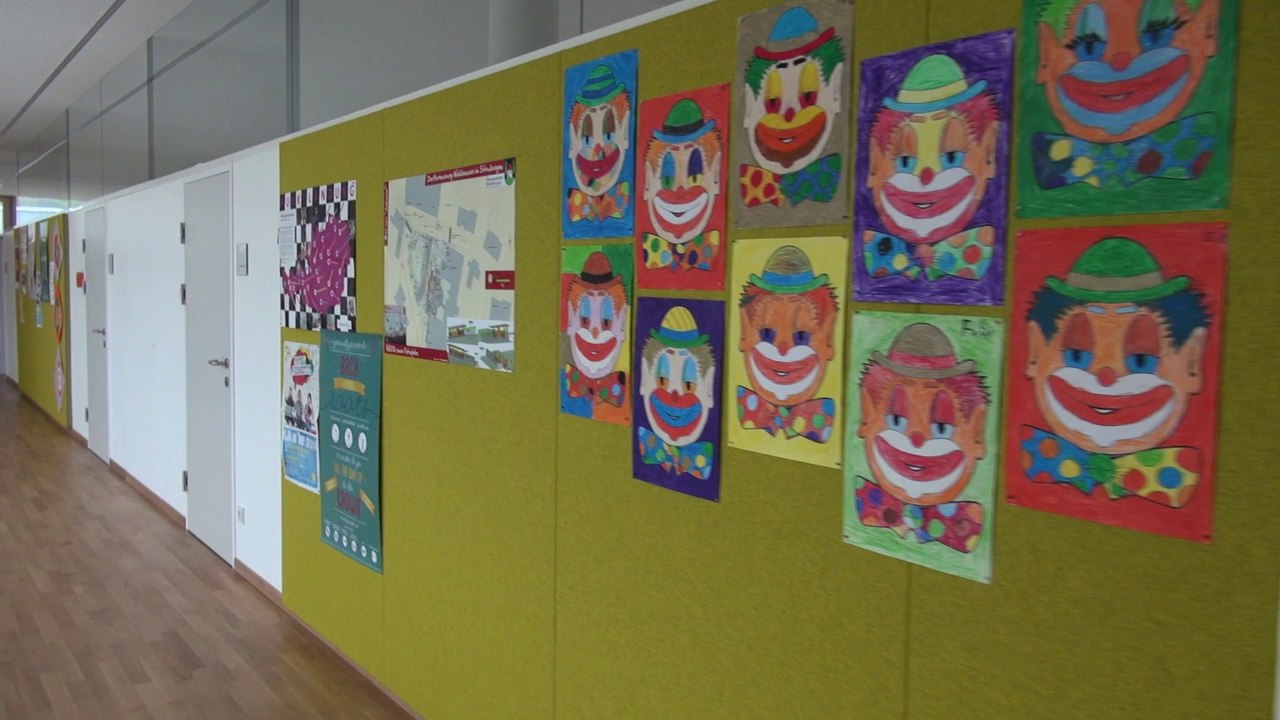 Neue Volksschule kleiner Rundgang