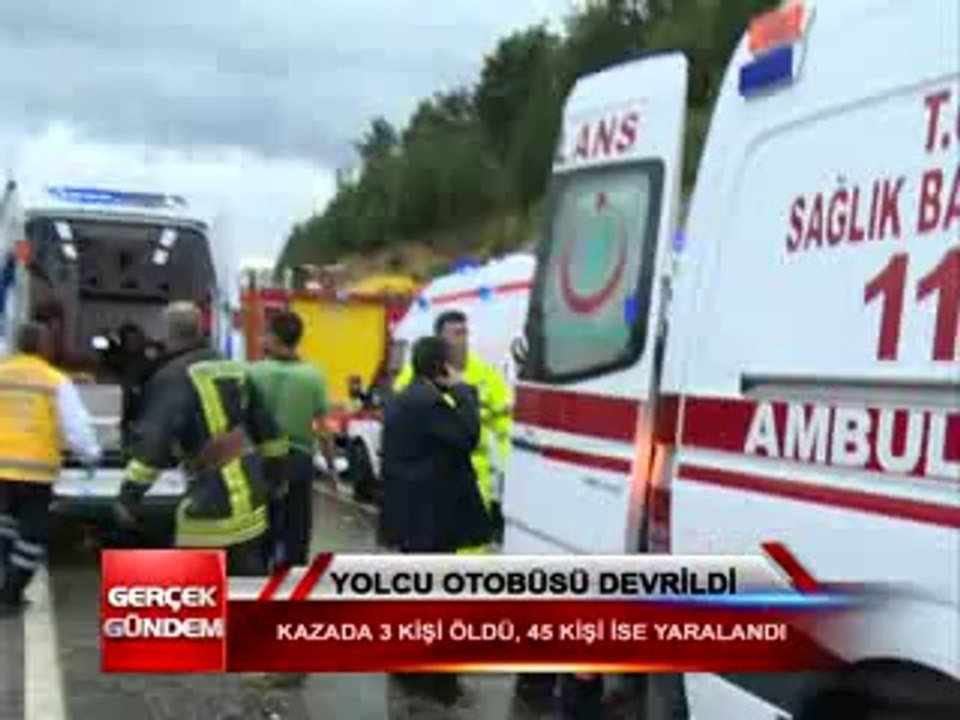 YOLCU OTOBÜSÜ DEVRİLDİ 02 57
