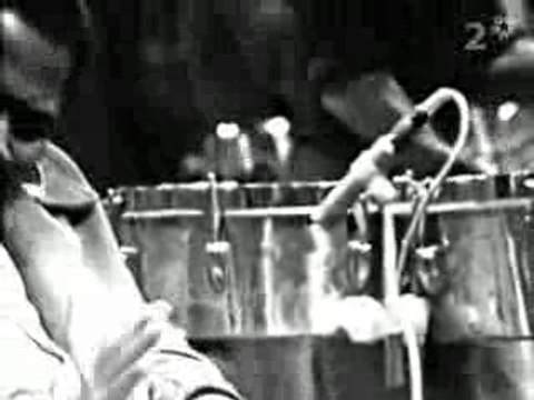 Eric Burdon and War - Love is all around