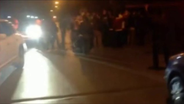 Maç sonrası taraftar Florya'yı bastı