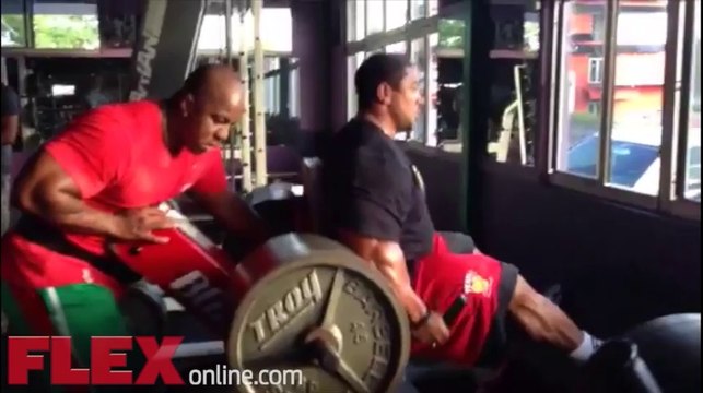 Roelly Winklaar's Leg Workout 5 weeks before the 2014 Arnold Classic
