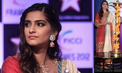 Bollywood Cute & Hot Girl Sonam Kapoor at the inaugural session of FICCI Frames 2012