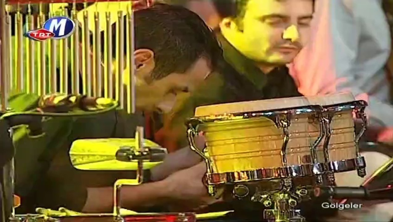 07 funda arar yaktı beni 15.11.2006 gölgeler