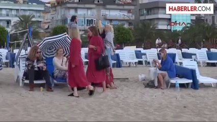 Fin Güzeller Alanya'da Plajda Poz Verdi