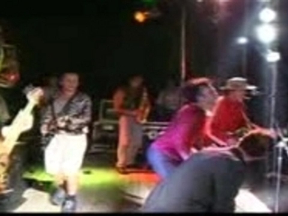 Emir Kusturica - Pitbull Terrier