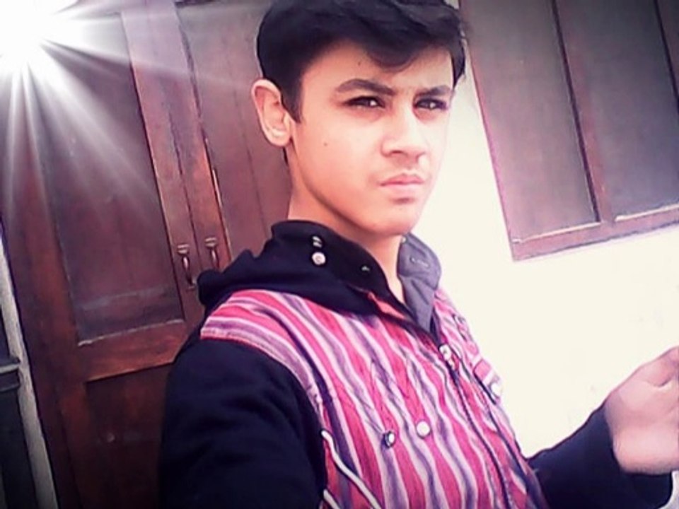 hammad song mere mahoob