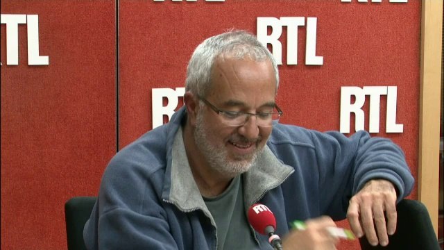 François Hollande et Manuel Valls craignent le moindre faux pas, selon Serge July