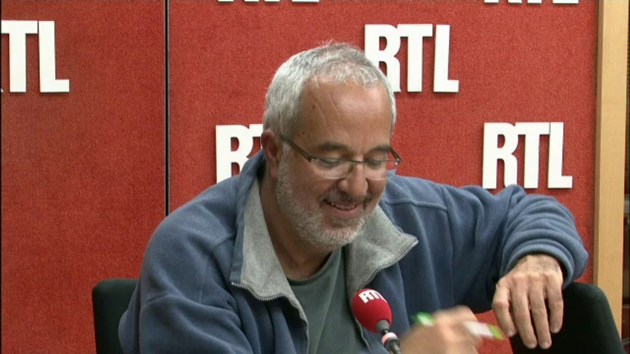 François Hollande et Manuel Valls craignent le moindre faux pas, selon Serge July