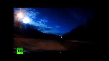 Meteor-like object over Russias Murmansk caught on dash-cam