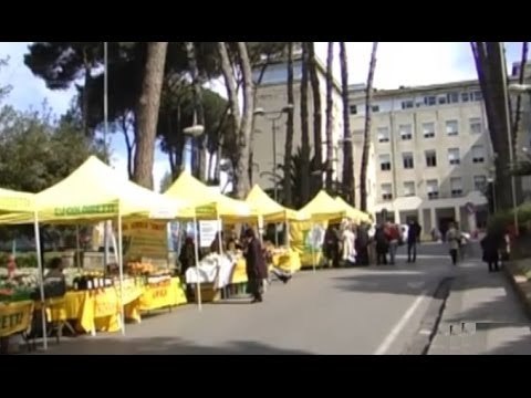 Napoli - Lotta ai tumori, Campagna Amica al Pascale (19.04.14)