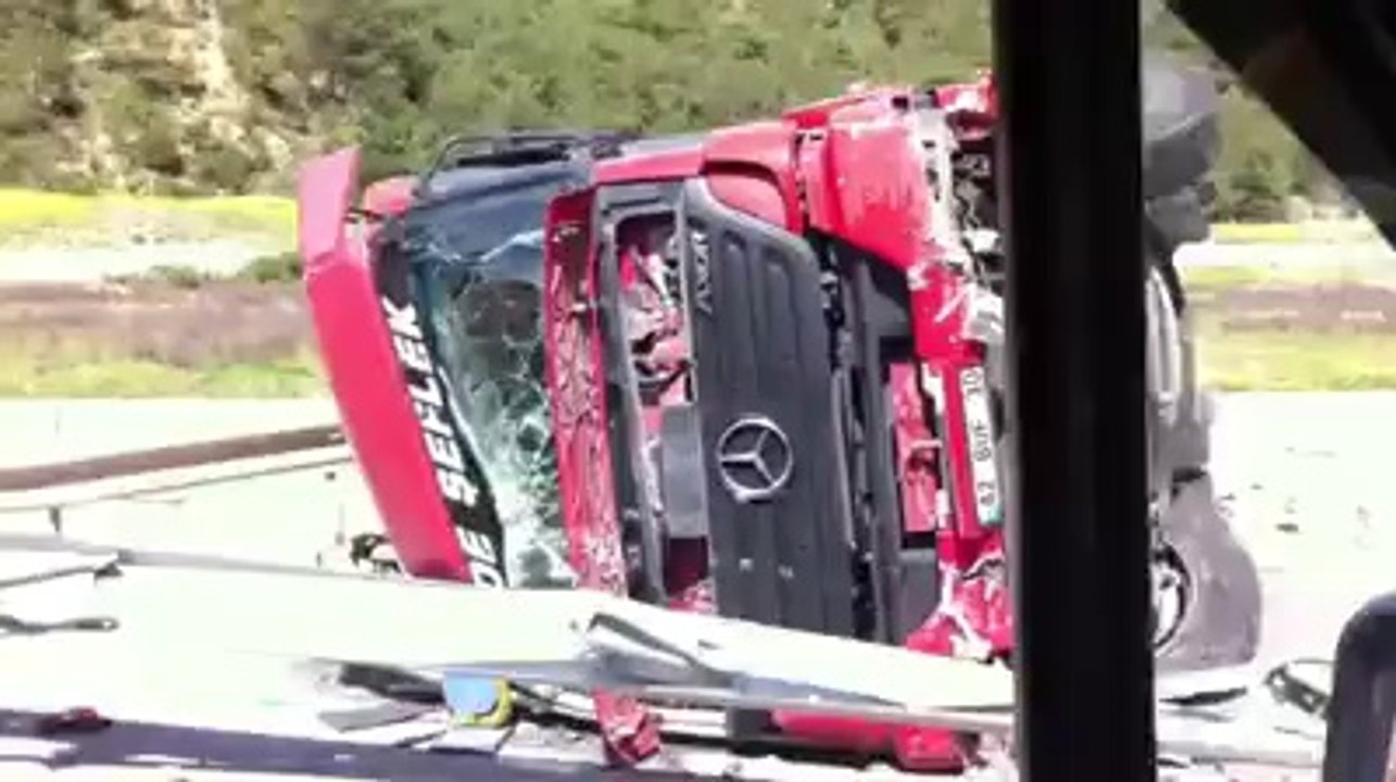 vezirhan bayırköy arası tır kazası