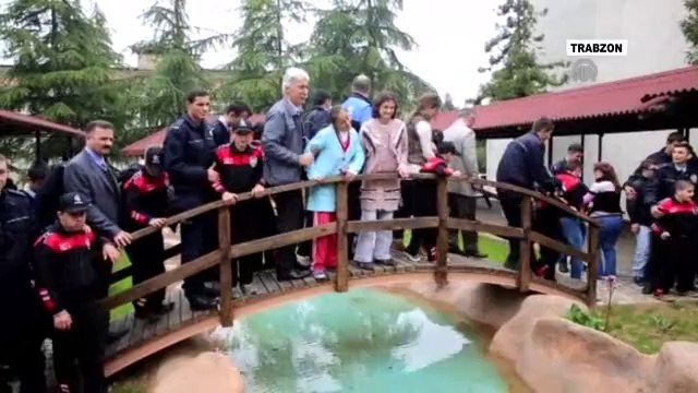 Polis Adayları Otistik Çocuklar İçin Gösterici Oldu - Trabzon PMYO