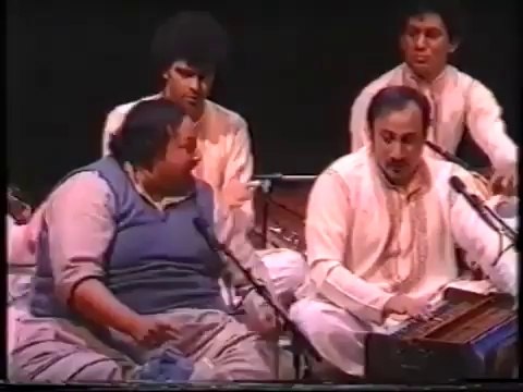Akh Beqadran Nal Layee Luk Luk Rona Peh Gaya - NUSRAT FATEH ALI KHAN