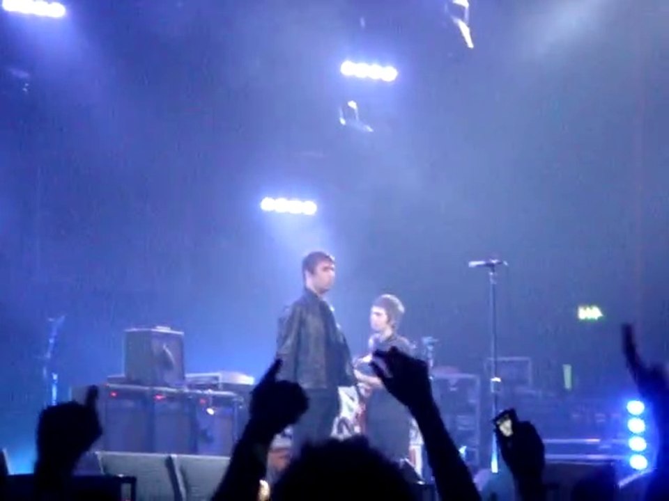 Oasis - Slide Away