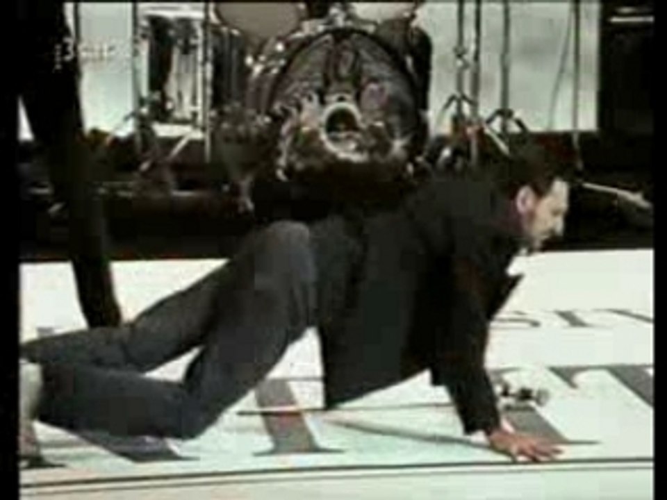 Queen - Scandal