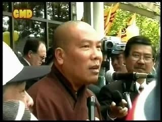 Vn30namdautranh04