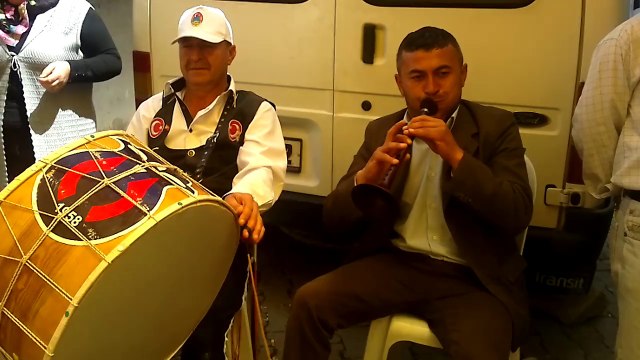 Adını Dağlara Yazdım Yarim