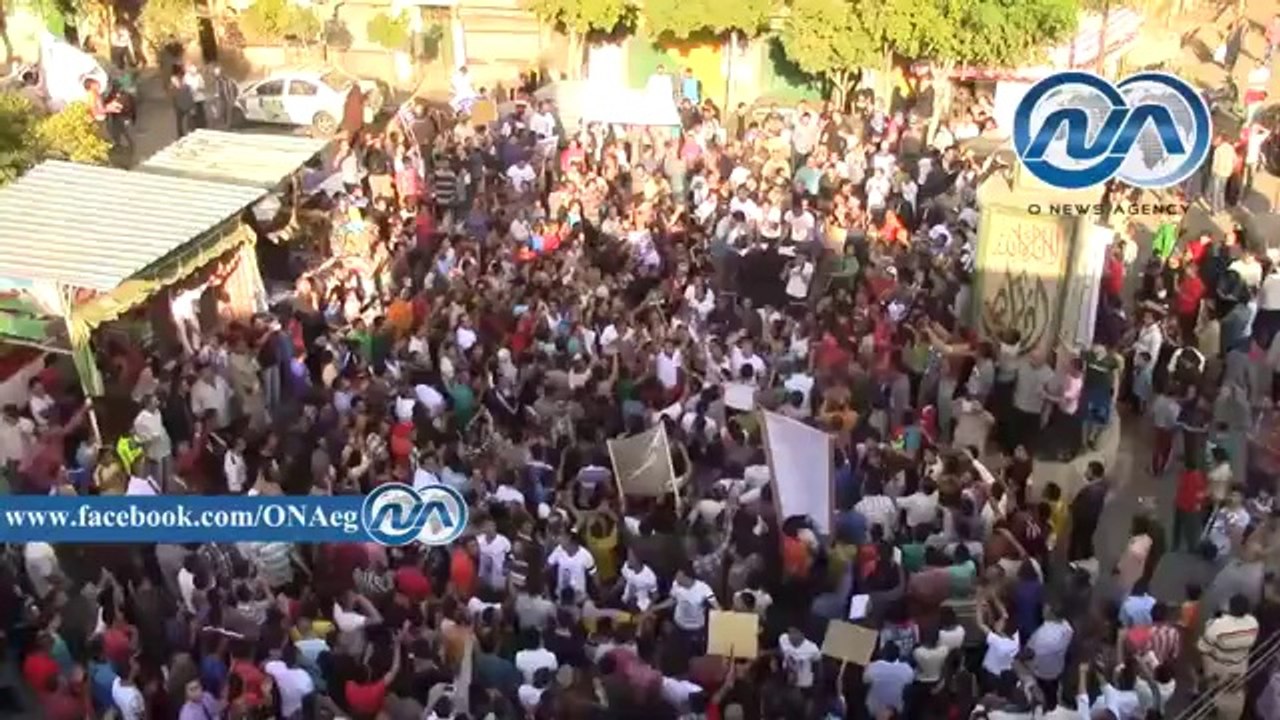 شاهد.. مسيرة حاشدة لأهالى إمبابة للمطالبة بالقصاص لقتيل قسم إمبابة