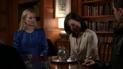Regina Tries To Contact Cora 3x18 Once Upon A Time