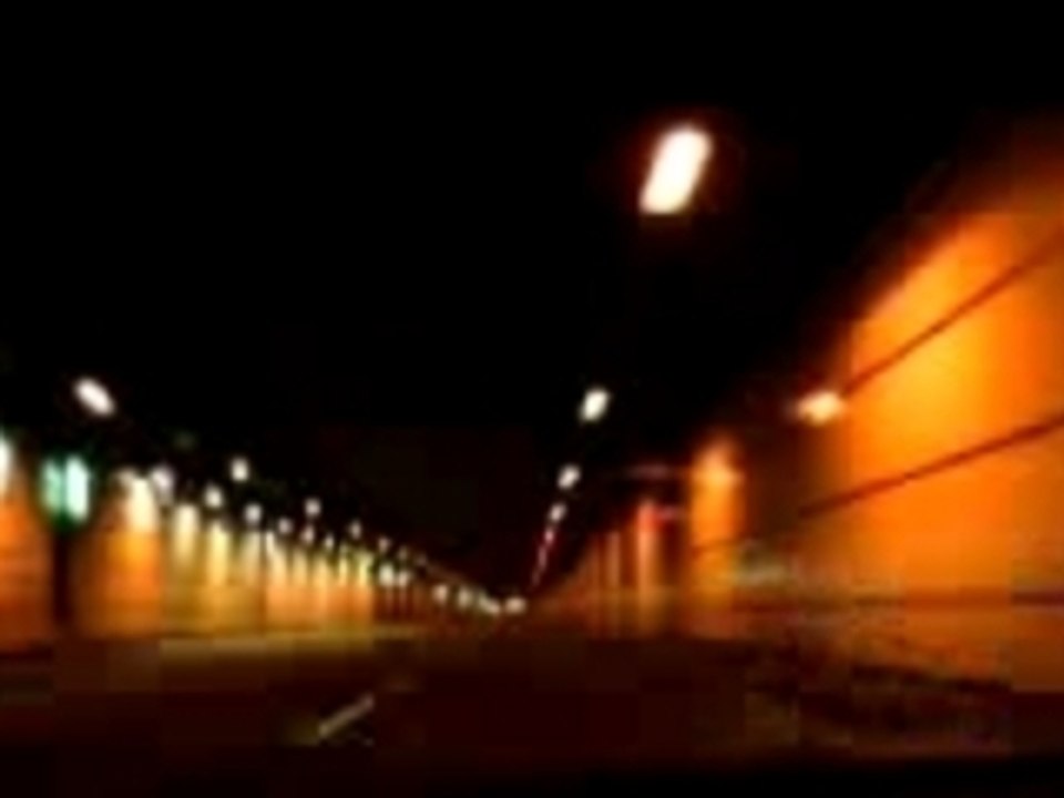 Skyline fast in traffic