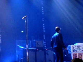 Oasis - Rock N Roll Star