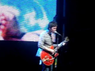 Oasis - Falling Down