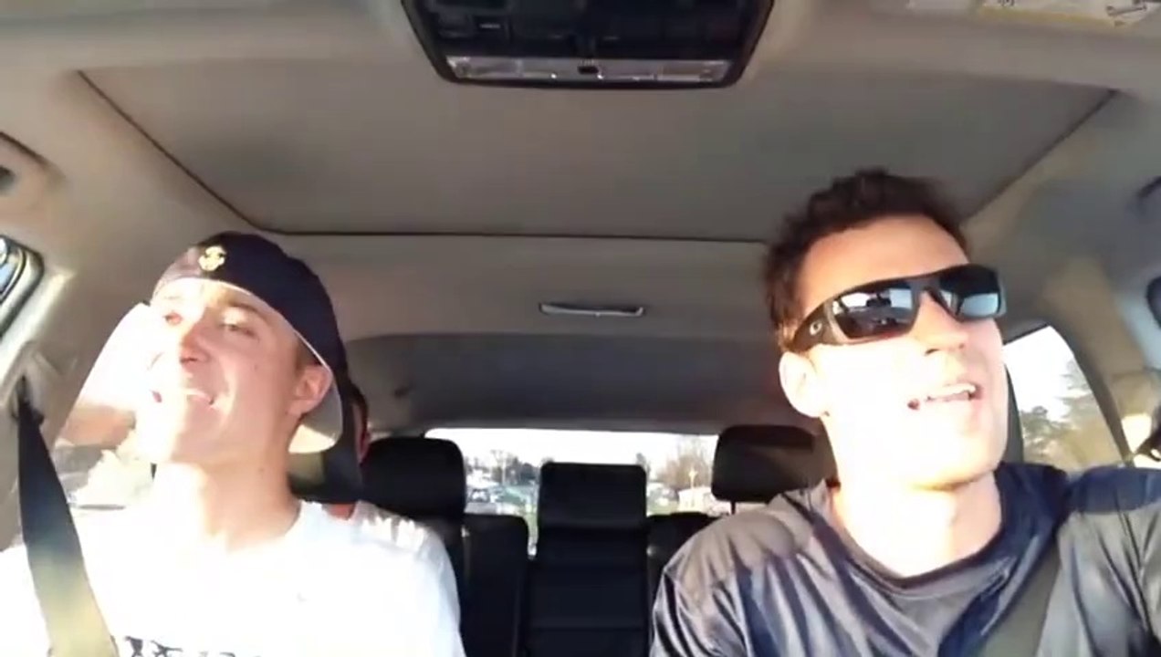 Two Dudes Lip-Sync ‘Love Is An Open Door’ While Going For A Drive