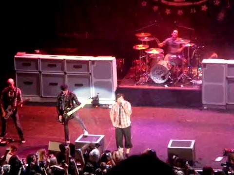 Simple Plan - Shut Up!