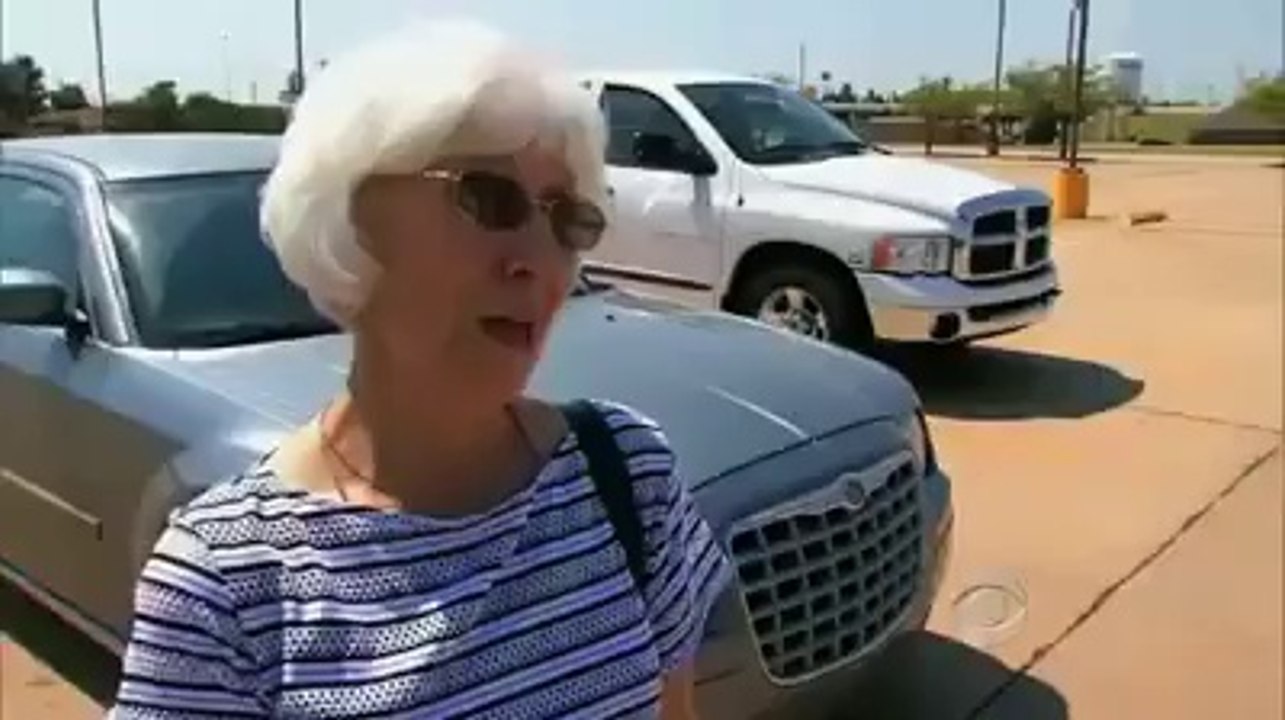 15 Year Old Boy Repays An Elderly Woman Who Was Robbed By His Father!