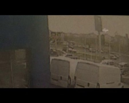 Başkent'teki otobüs kazası, güvenlik kamerasına yansıdı