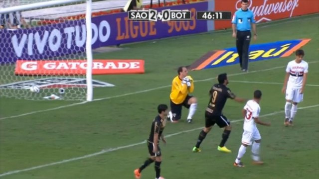 Campeonato Brasileiro: Mücke Ceni hält, Luis Fabiano sticht