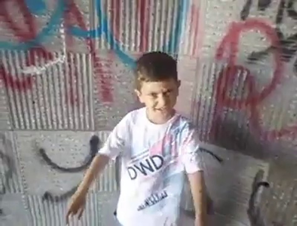 Dj YıLdırım - GidiyoRum EceLe [ 2oı2 ] - YouTube