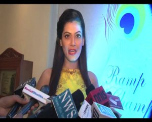 Payal makes fun of Sangram Singh