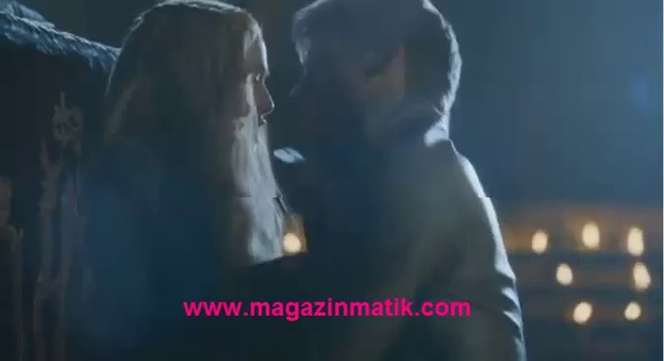 Game Of Thrones'da Rahatsız Eden  Sevişme Sahnesi