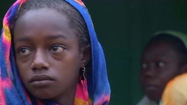 Muslim families flee CAR under French protection