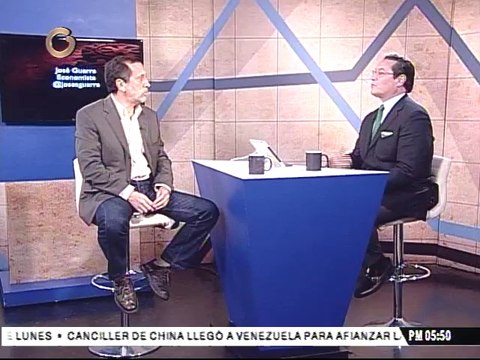 José Guerra: El Gobierno debe asumir el costo de subir el precio de la gasolina