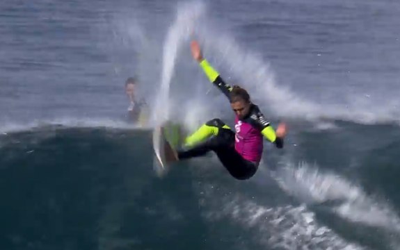Highlights: Rip Curl Women's Pro Bells Beach RD 4 & QFS