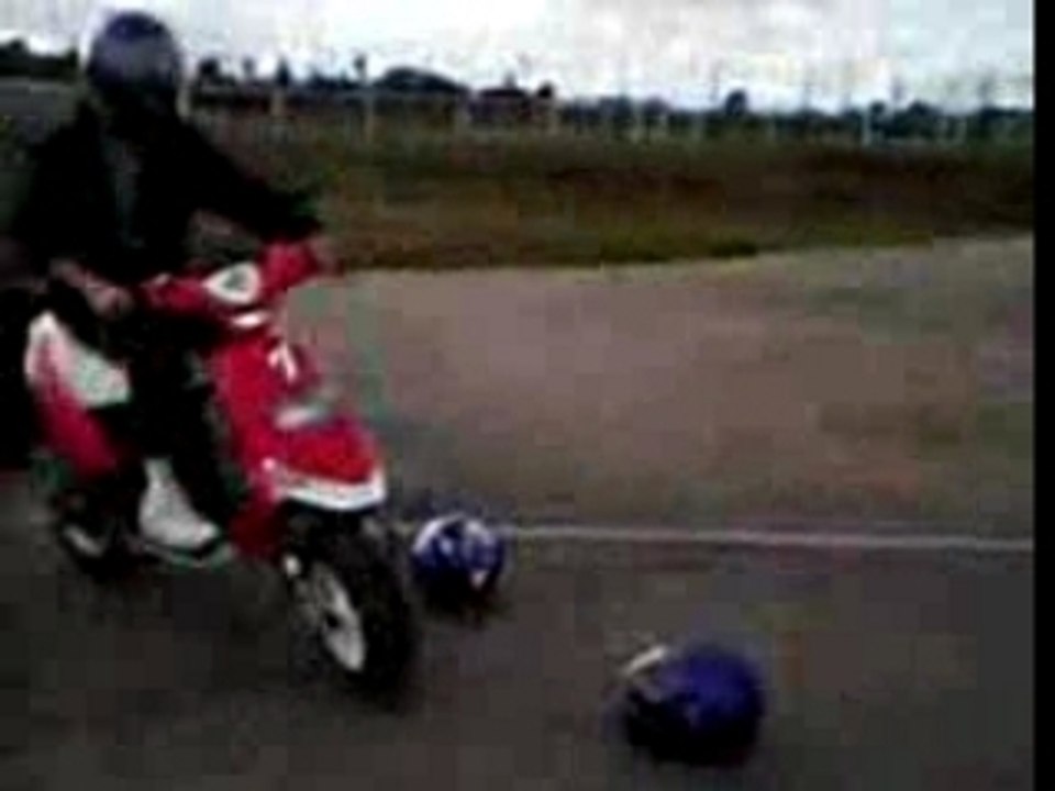 stalker rouge et blanc wheeling max.j