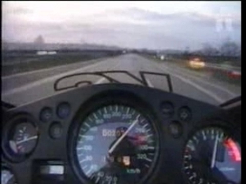 (Moto) Autoroute 300 km-h