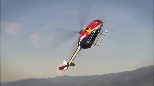 Amazing Aerobatic helicopter tricks with Chuck Aaron