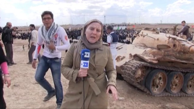 Informe a cámara: Irán e Irak desentierran juntos a sus caídos 25 años después de la guerra