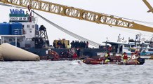 Ξεπέρασαν τους 100 οι νεκροί από το ναυάγιο στη Νότια Κορέα