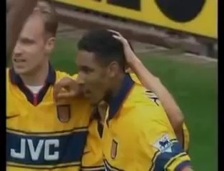 Overmars v Man United