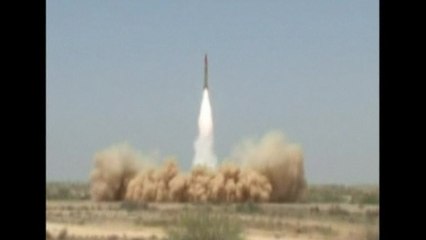 Pakistan test fires nuclear-capable ballistic missile