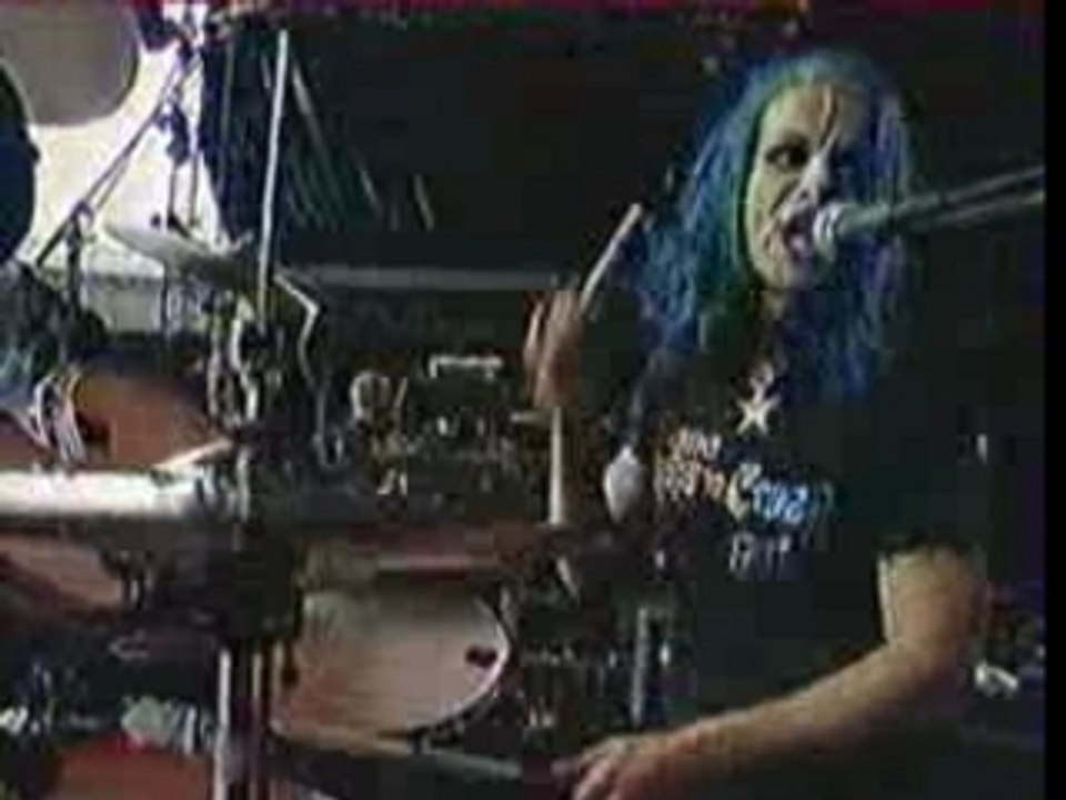 L7 - Loretta Live (Vieilles charrues)