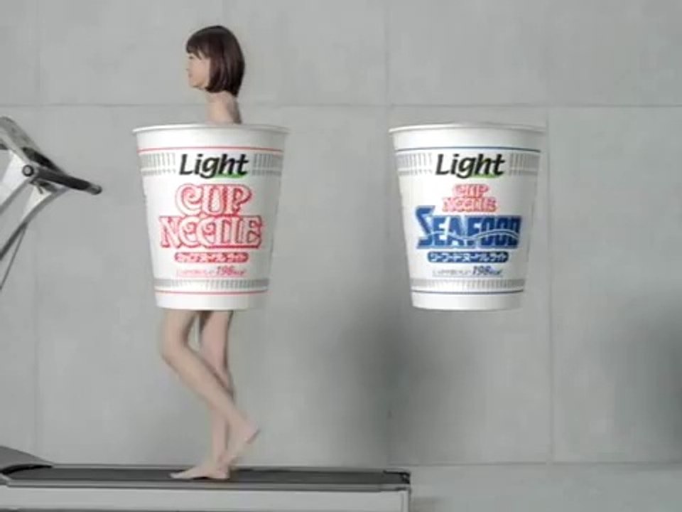 日清カップヌードルLIGHT 内田恭子編